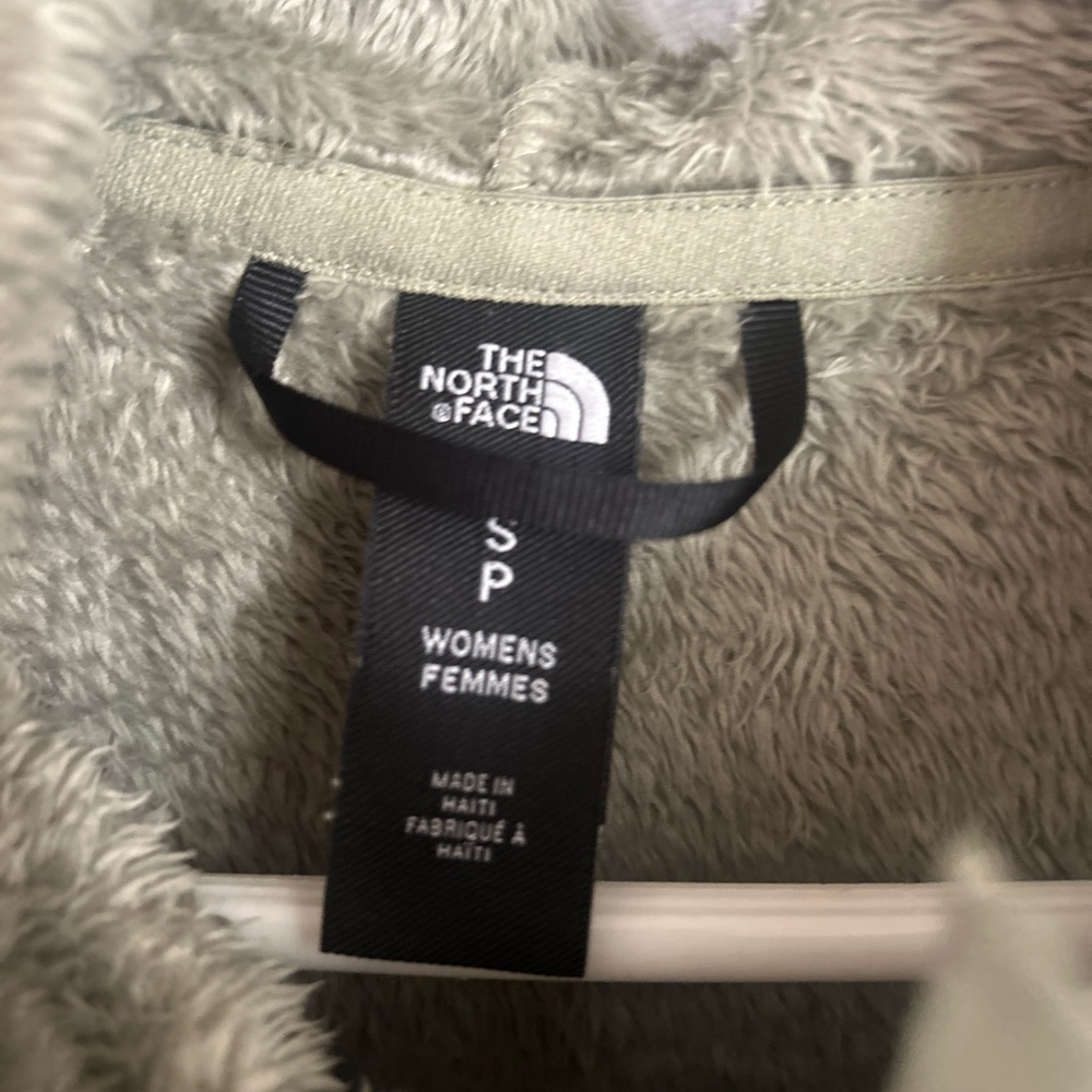 Womans The North Face Cropped Sweatshirt Size Small